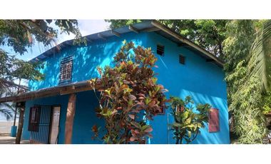VENDO CASA FRENTE AL MAR 960MTS