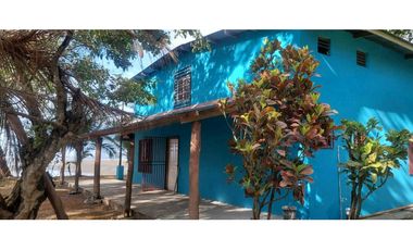 VENDO CASA FRENTE AL MAR 960MTS
