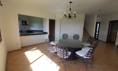 Casa en Fraccionamiento en Burgos Temixco - LLR-177-Fr