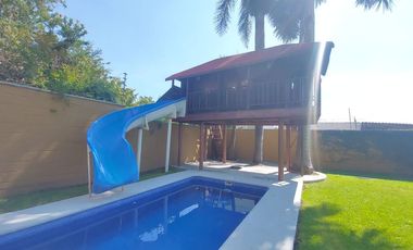 Casa en Fraccionamiento en Burgos Temixco - LLR-177-Fr