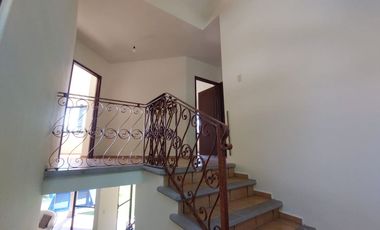 Casa en Fraccionamiento en Burgos Temixco - LLR-177-Fr