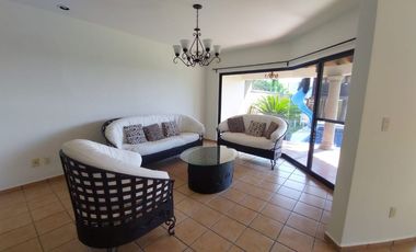 Casa en Fraccionamiento en Burgos Temixco - LLR-177-Fr