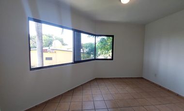 Casa en Fraccionamiento en Burgos Temixco - LLR-177-Fr