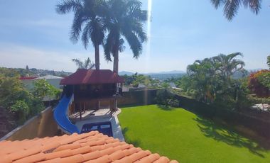 Casa en Fraccionamiento en Burgos Temixco - LLR-177-Fr
