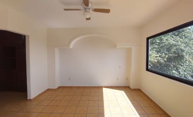 Casa en Fraccionamiento en Burgos Temixco - LLR-177-Fr