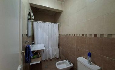 CASA B° HUAZIUL. 3 HABITACIONES.3 BAÑOS. RIVADAVIA