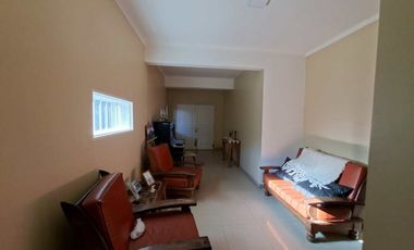 CASA B° HUAZIUL. 3 HABITACIONES.3 BAÑOS. RIVADAVIA