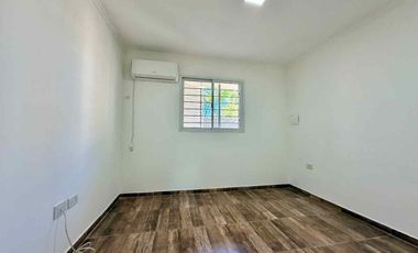 CASA + 2 LOCALES EN ESQUINA EN FUNES – OPORTUNIDAD