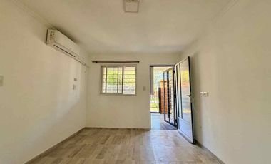 CASA + 2 LOCALES EN ESQUINA EN FUNES – OPORTUNIDAD