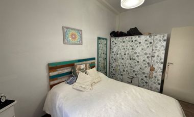 CASA EN VENTA 4 AMB C/GARAGE - MORON