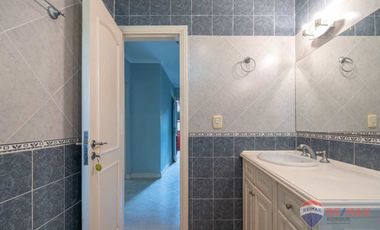 Casa en Venta Pinamar de 6 Ambientes