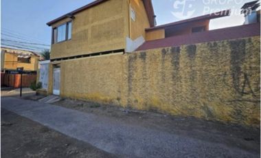 Casa en Venta en HERMOSA CASA DE ESQUINA, GRANDES ESPACIOS PARA GRANDES PROYECTOS
