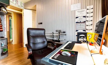 For sale 3 Bedroom Condominium in The Met in Thung Maha Mek, Sathon, Bangkok BTS Chong Nonsi