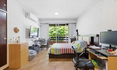 CASA 6 AMBIENTES VENTA LOMAS DE ZAMORA PILETA