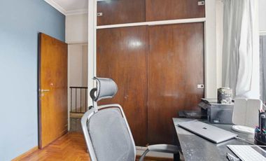 CASA 6 AMBIENTES VENTA LOMAS DE ZAMORA PILETA