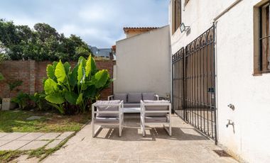 CASA 6 AMBIENTES VENTA LOMAS DE ZAMORA PILETA