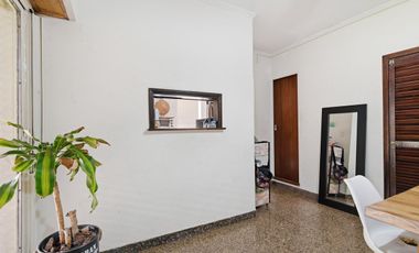 CASA 6 AMBIENTES VENTA LOMAS DE ZAMORA PILETA