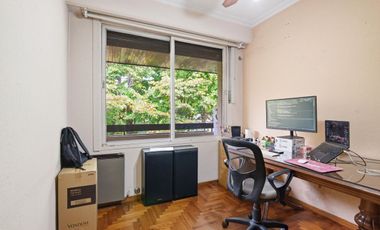 CASA 6 AMBIENTES VENTA LOMAS DE ZAMORA PILETA