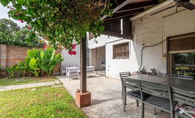 CASA 6 AMBIENTES VENTA LOMAS DE ZAMORA PILETA