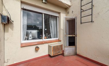 CASA 6 AMBIENTES VENTA LOMAS DE ZAMORA PILETA