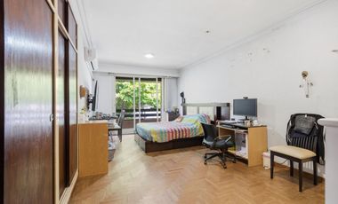 CASA 6 AMBIENTES VENTA LOMAS DE ZAMORA PILETA