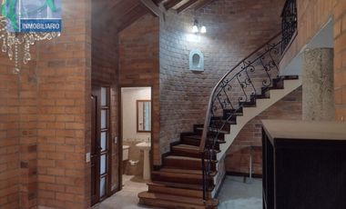 Casa en Arriendo Ubicado en SABANETA Codigo 2841