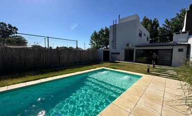 Casa en Alvear