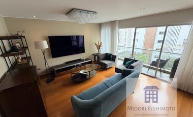 Moderno Flat con vista a Parque Interno