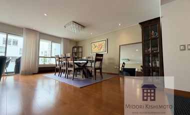 Moderno Flat con vista a Parque Interno