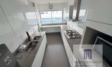 Moderno Flat con vista a Parque Interno