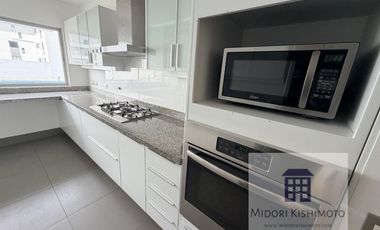 Moderno Flat con vista a Parque Interno
