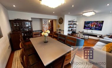 Moderno Flat con vista a Parque Interno