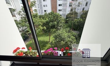 Moderno Flat con vista a Parque Interno