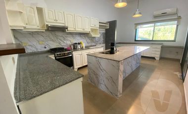 Casa en venta con renta - Barrio La Horqueta de Echeverría, Canning