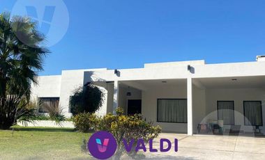 Casa en venta con renta - Barrio La Horqueta de Echeverría, Canning