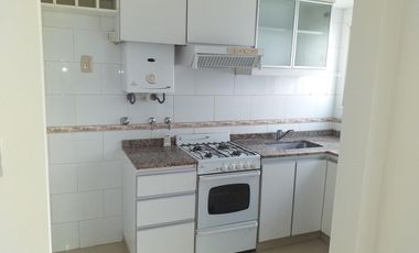 ALQUILER DE DEPARTAMENTO DE 2 AMBIENTES CON BALCON EN RAMOS MEJIA SUR