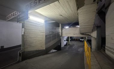 Cochera en venta, centro, rosario, comoda !