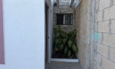Se vende casa de dos recámaras en Caucel II, Mérida, Yucatán