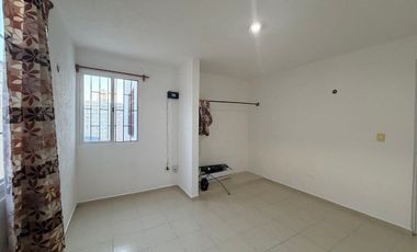 Se vende casa de dos recámaras en Caucel II, Mérida, Yucatán