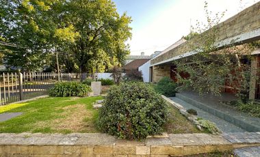 Casa en venta sobre importante lote