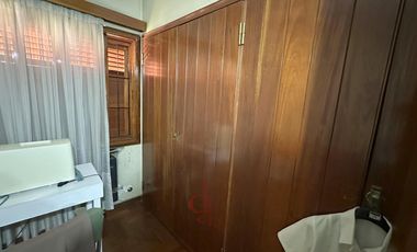 Casa en venta sobre importante lote