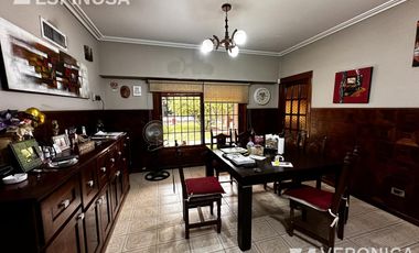 Casa en VENTA 5 ambientes, MORÓN