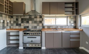 VENTA, CASA A LAGUNA, PUEBLOS DEL PLATA, MAGALLANES al 100