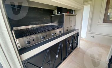 Casa en venta - Barrio Saint Thomas Este, Canning