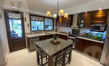 Casa en venta - Barrio Saint Thomas Este, Canning