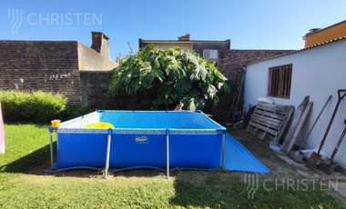 Casa de 2 habitaciones cochera y patio en Santo Tome