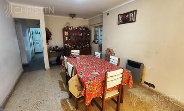 Casa de 2 habitaciones cochera y patio en Santo Tome