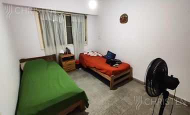 Casa de 2 habitaciones cochera y patio en Santo Tome