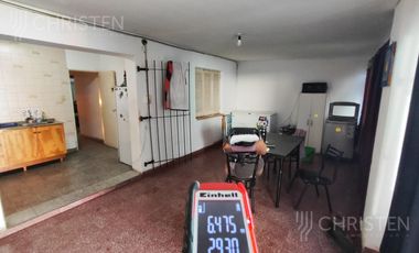 Casa de 2 habitaciones cochera y patio en Santo Tome