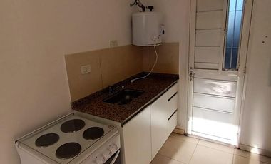 Dúplex Cuesta Colorada, patio con asador, cochera!